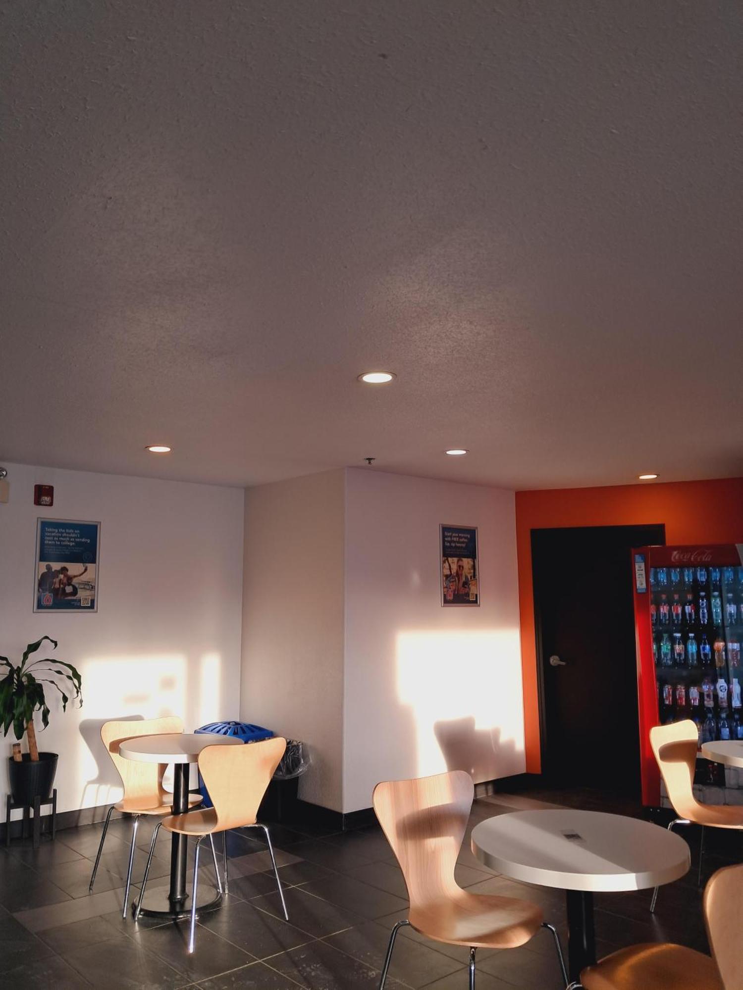 Motel 6-Regina, Sk Экстерьер фото